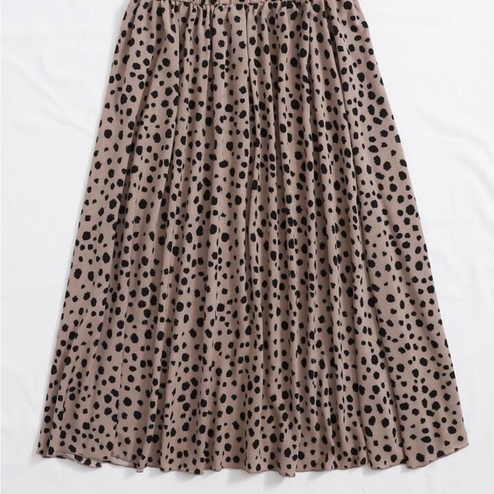 Stylish Polka Dot Skirt - Black and Tan